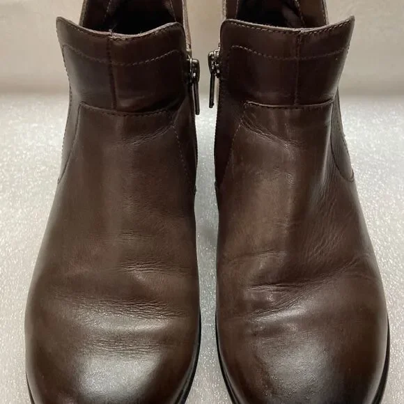 Aravon Josie Leather Brown Suede Booties (Size 7) - Picture 3 of 8